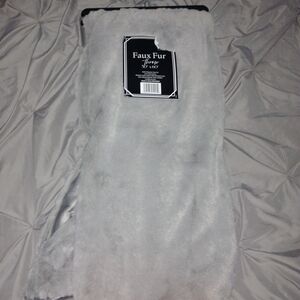 Gray Faux Fur Throw Blanket